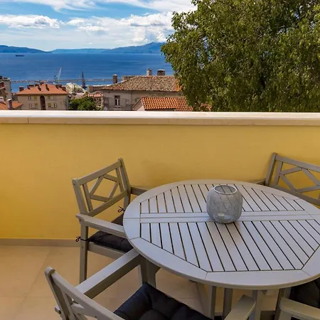 Belvedere Apartman *