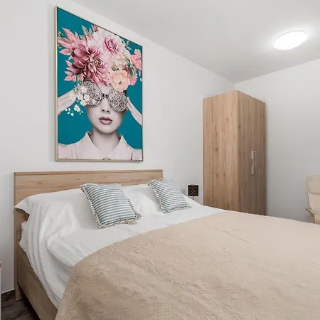 Apartment Belvedere *